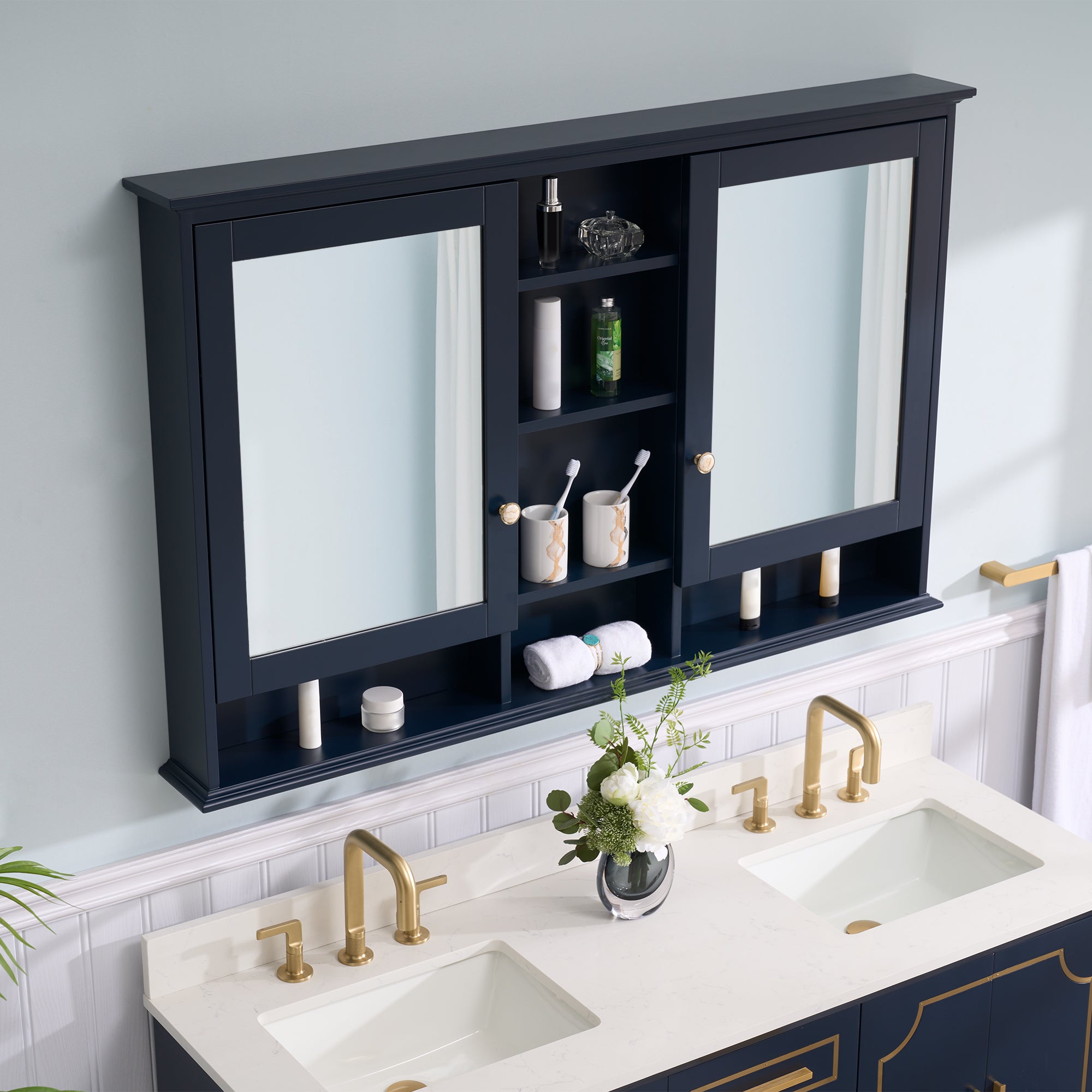 Mirrored Bathroom Storage Cabinet, Wall outlets Mounted Wooden Medicine Cabinet