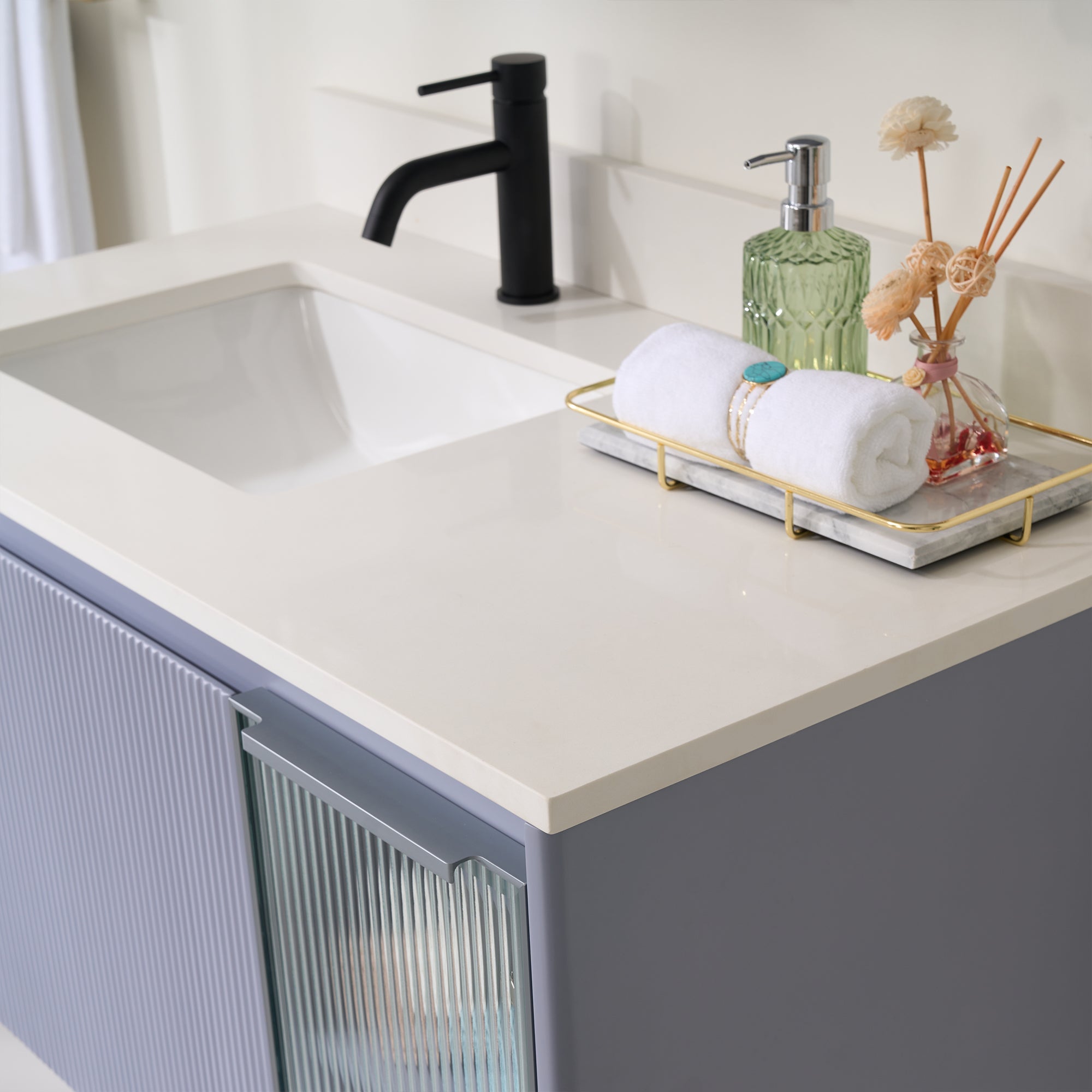 Small Bathroom Vanity And Sink