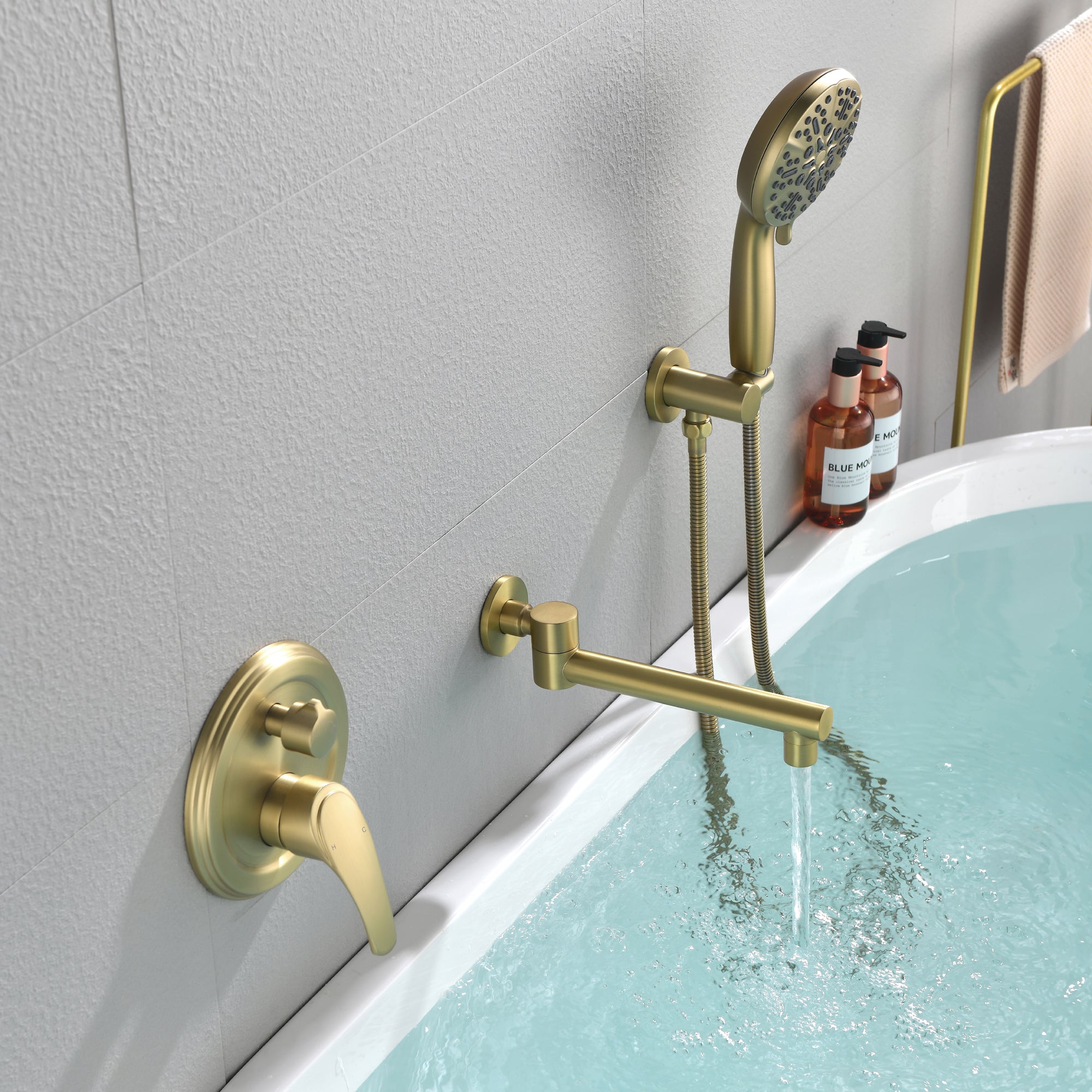 Tub Faucet With Diverter