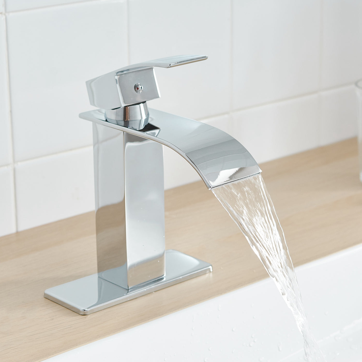 single lever bathroom faucet