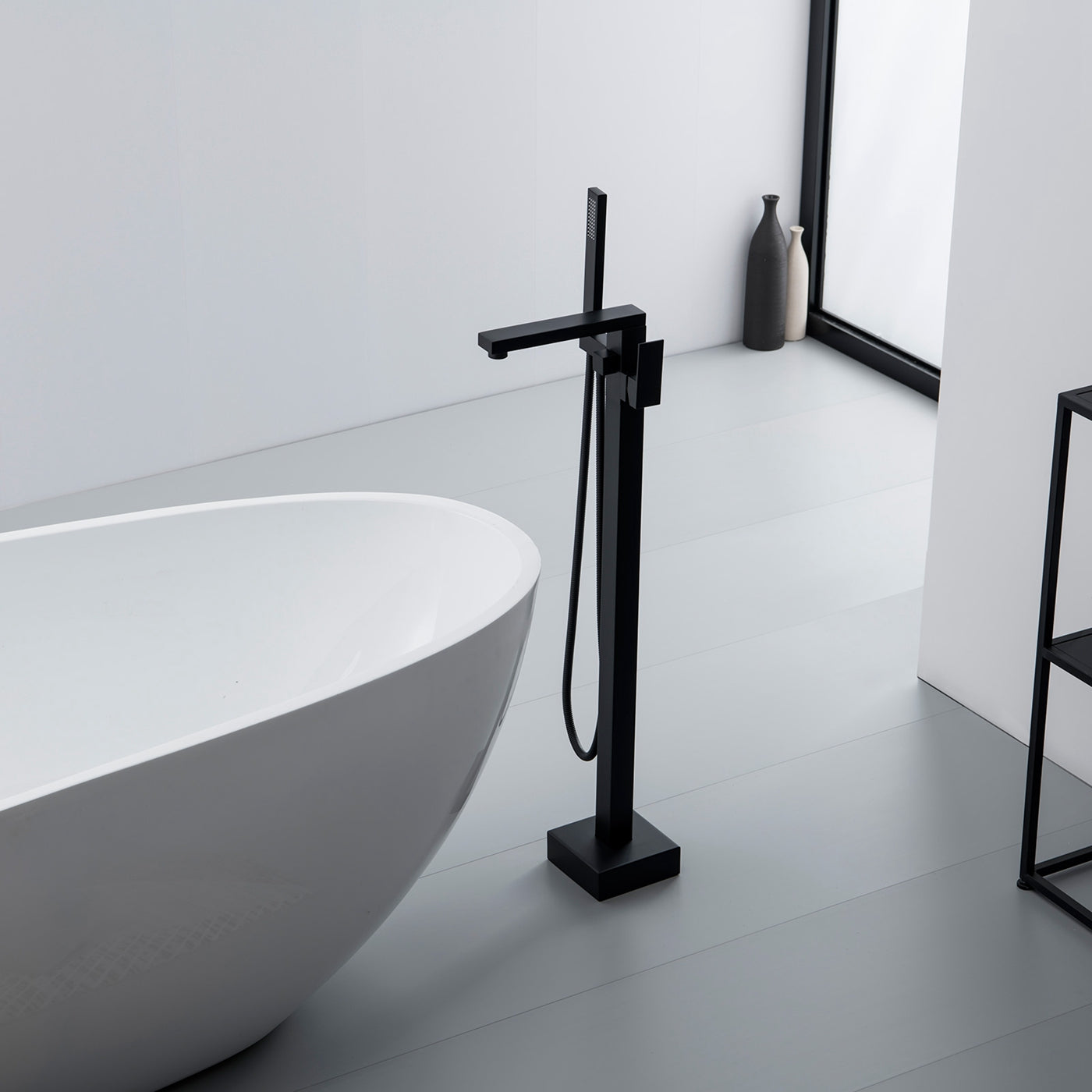 Single-Handle Freestanding Floor Mount Tub Faucet Bathtub Filler with Hand Shower in Matte Black